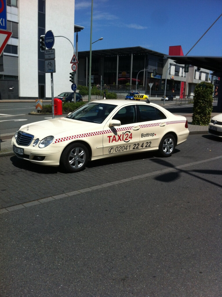 Taxi 24 Bottrop Kirchhellen in Bottrop - Logo