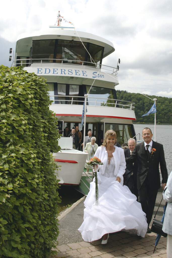 Personenschiffahrt Edersee GmbH & Co. Betriebs KG in Waldeck in Hessen - Logo