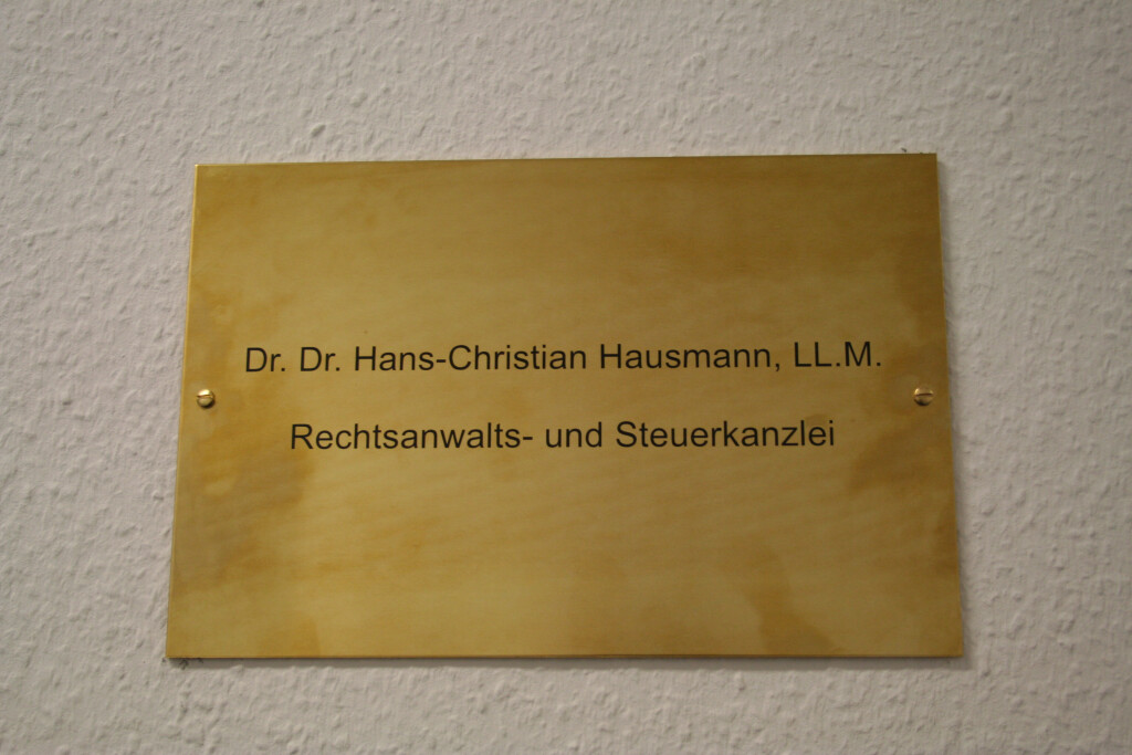 Dr. Dr. Hausmann Rechtsanwalts- und Steuerkanzlei in Berlin - Logo