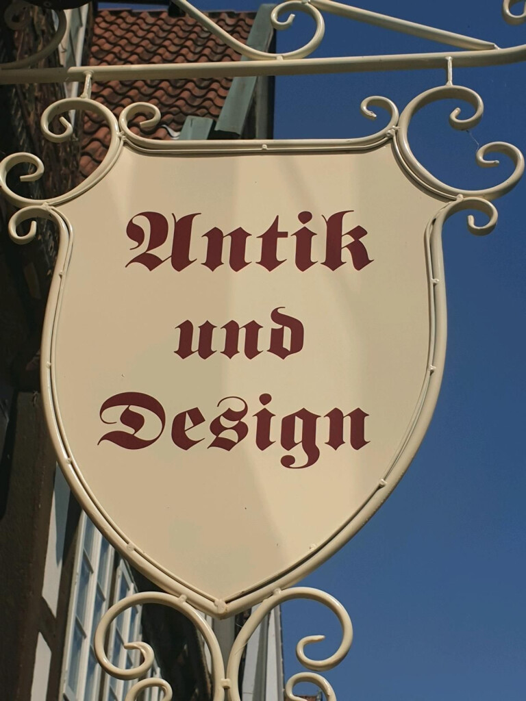 Antik und Design in Detmold - Logo