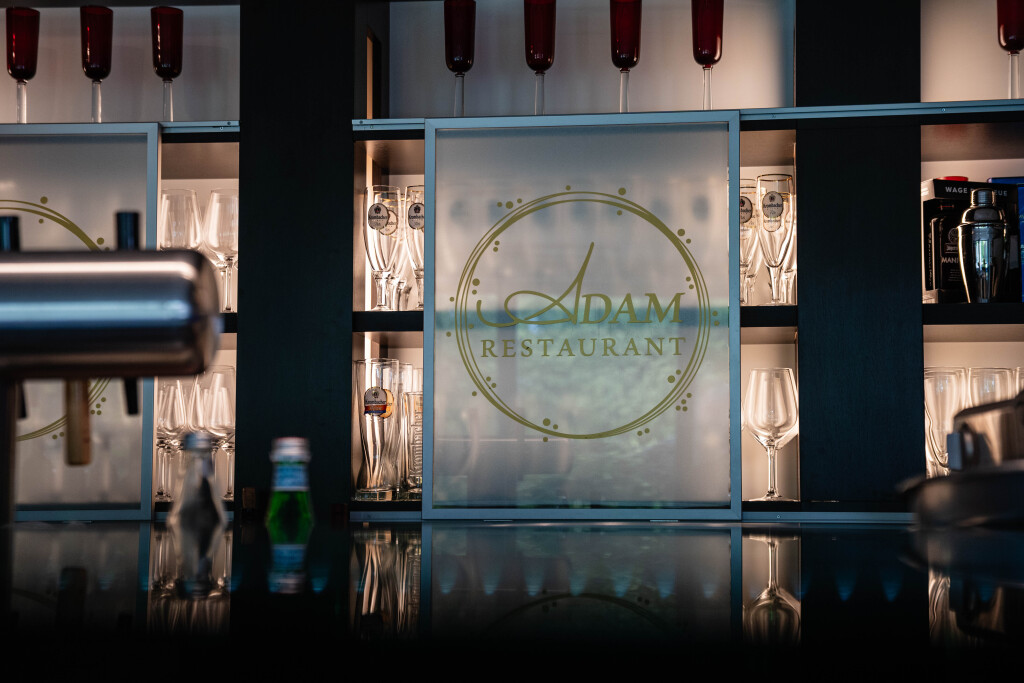 Adam Restaurant, Eventlocation am See & Catering in Krefeld - Logo