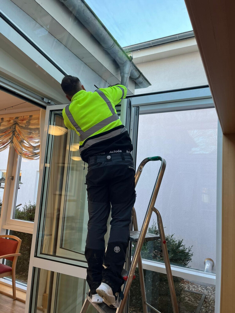 Luxx Dienstleistung Gebäudereinigung - WhatsApp Bi …