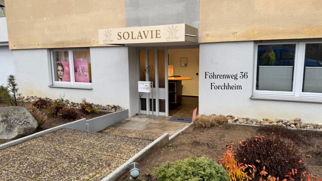 Solavie - Eingang Studio.jpg