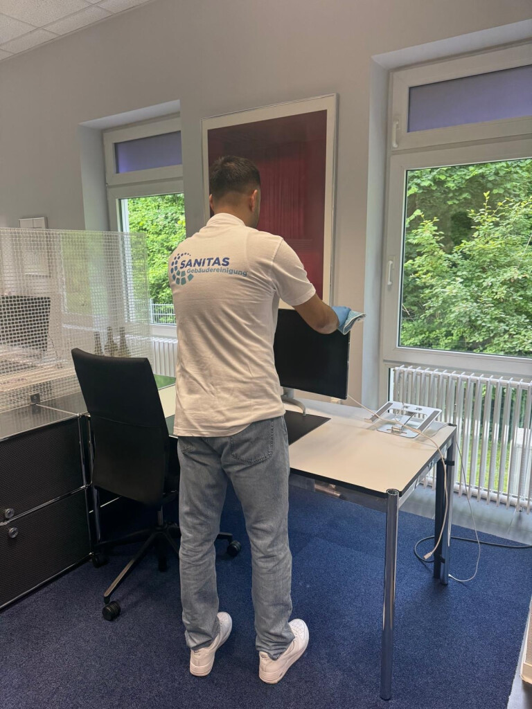 Sanitas Gebäudereinigung - Büroreinigung