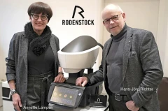 Annette Lampen + Hans-Jörg Richter mit unserem RodenstockDNEye Scanner