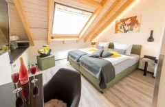 Doppelzimmer-Apartment mit eigener Mini-Küche und modernem Bad, ab 60 €/2 Pers.