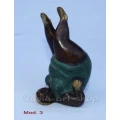 Yoga Madame Bronze