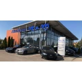 Autohaus M u. M au&szlig;en und Fahrzeughof