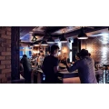 Logo Public, Bar