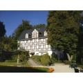 Das Caf&eacute; / Restaurant ist im Sophienhaus in der sch&ouml;nen Parkanlage der Rehaklinik "Miriquidi".