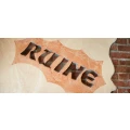LOGO in der Wand