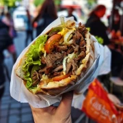 Cakmak Efe Döner Osman Biblis