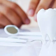 Dr.med.dent. Niloofar Sabbari-Lücke Zahnärztin Hilden