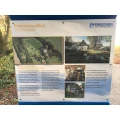 Tafel mit Informationen am Emscherquellhof