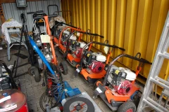Diverse Machinen zum Verleih und zum Verkauf!