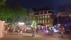 Gemeindefest auf dem Rathausplatz in Holzwickede