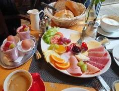 Gerry's Cafe & Bistro im Schatten Isny