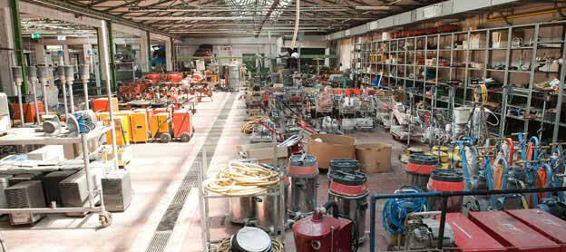 Haus Der 1000 Maschinen Mietcentrum Autohobbymietwerkstatt Koln