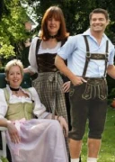 Alles für Ihr Oktoberfest. Jetzt Dirndl - Sonderpreis - Reststücke