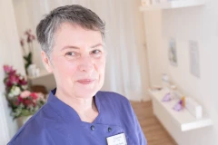 Inhaberin von Kosmetik Pur Birgit Teni&eacute; in Oberhausen Schmachtendorf