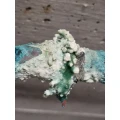 Wie auf den Fotos zu sehen, ist das Rohr undicht geworden. Es tropft noch nicht.