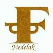 Logo Fiedelak, Matthias