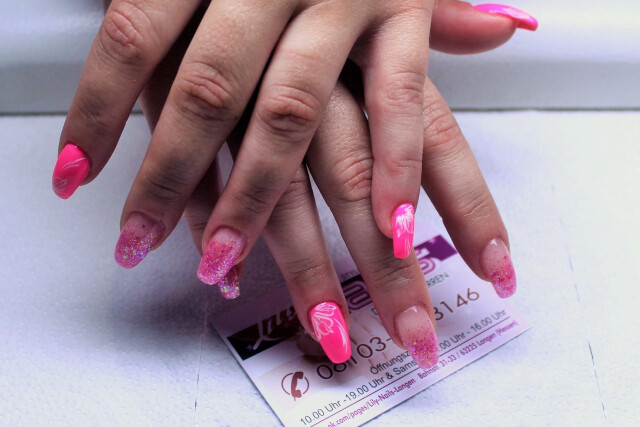 Nagelstudio Lily Nails Langen | Öffnungszeiten | Telefon | Adresse
