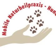 Logo Naturheilpraxis für Kleintiere und Hundepension Helfende Hände für vier Pfoten