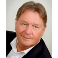 Artur de Vries, Makler, Auktionator, Bautr&auml;ger