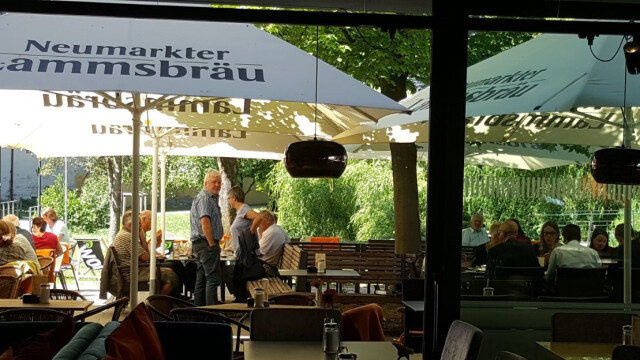 Parkcafé Neumarkt | Öffnungszeiten | Telefon | Adresse