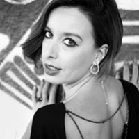 Julia O. image