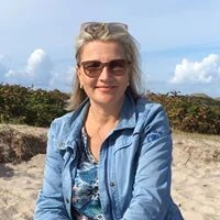 Sandra S.