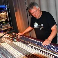 Günter E.