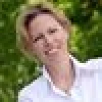 Nicole D. image