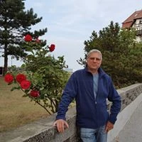 Reinhard M.