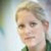 Steffi S.