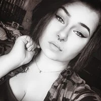 Laura F. image