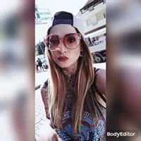 Lari L. image