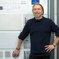 Tobias L.
