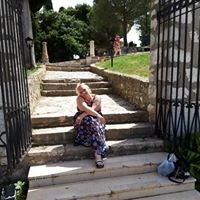 Sandra T. image