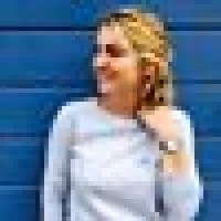 Joelle S. image