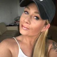Mona D. image