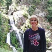 Erika H. image