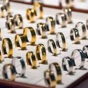 Räth Juwelen Uhren Schmuck, eigene Meisterwerkstätte Ludwigshafen