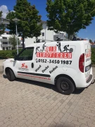 WIR RENOVIEREN "MALEREI" "INNENAUSBAU" "BODENLEGER"