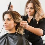 Roxana Domi Ikone Hairstylist and Make Up Artist München
