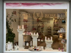 ROYAL ROSE