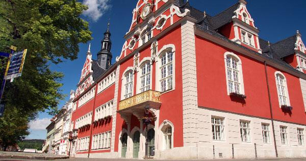 Schloßmuseum Arnstadt Puppensammlung Mon plaisir | Öffnungszeiten ...