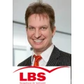 Sebastian Hoffmann Bezirksleiter der LBS W&uuml;stenrot Bausparkasse Enger