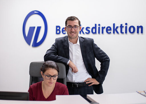 Signal Iduna Kfzversicherung Adresse Hotline Und Email